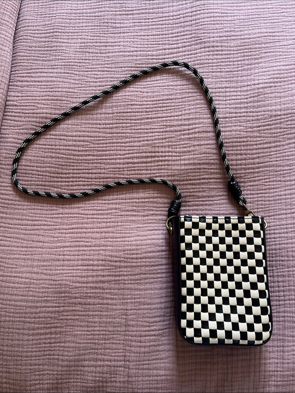 Universal Thread Black and White Woven Crossbody Bag